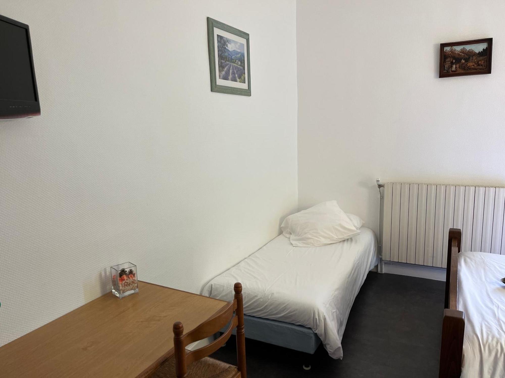 Chateau Lou Cante Perdrix La Vernarede Kamer foto