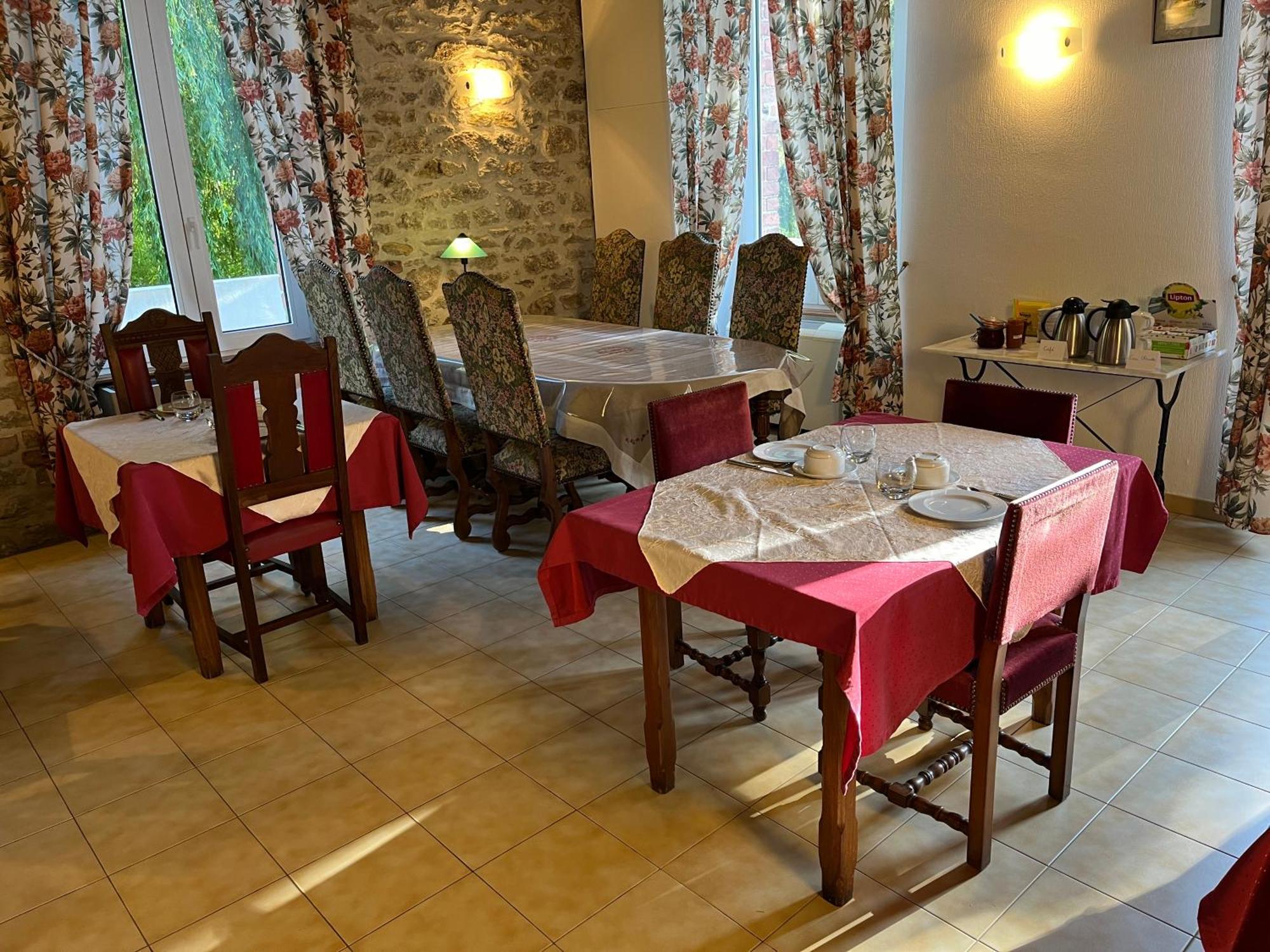 Chateau Lou Cante Perdrix La Vernarede Buitenkant foto