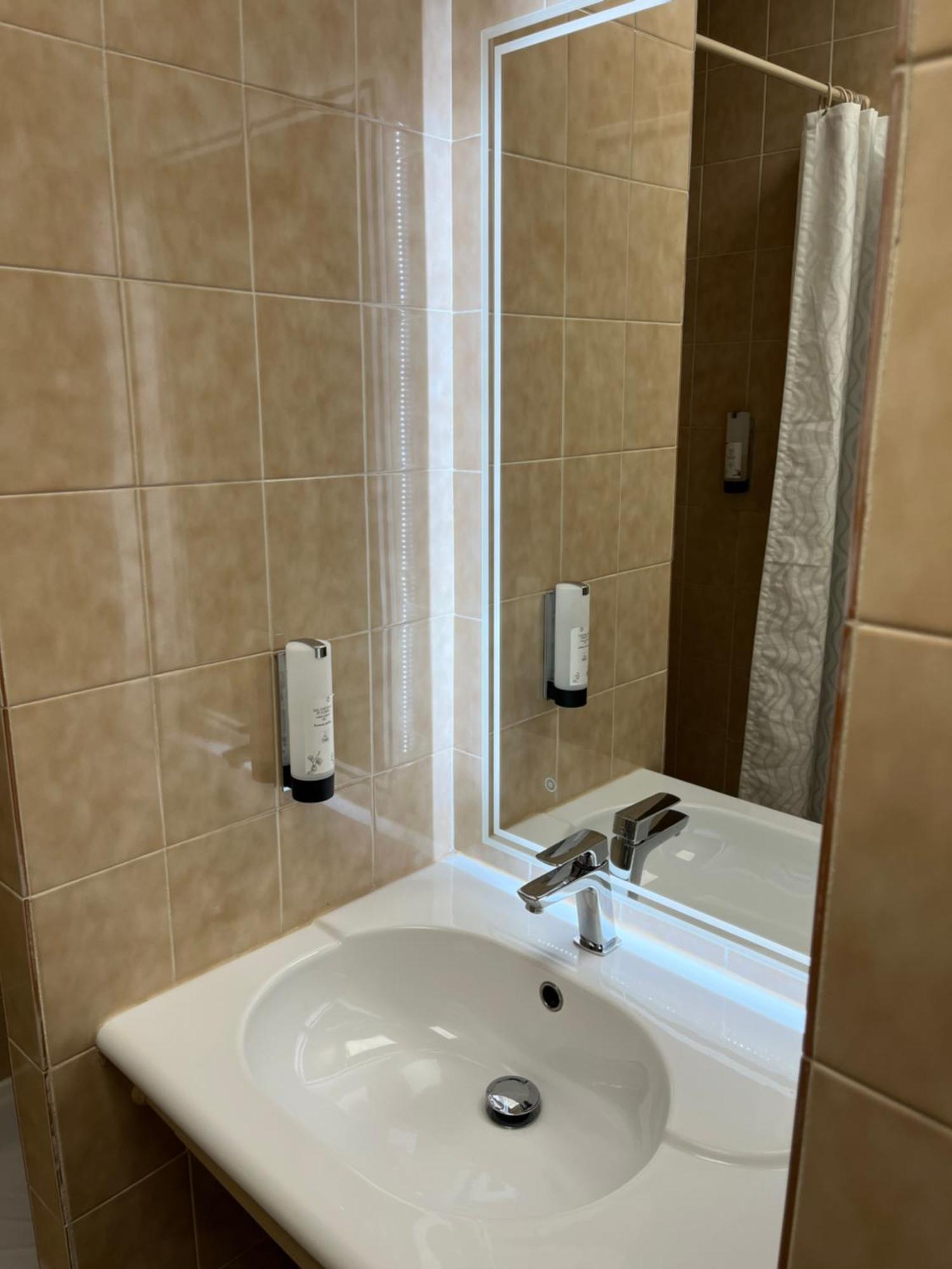 Chateau Lou Cante Perdrix La Vernarede Kamer foto